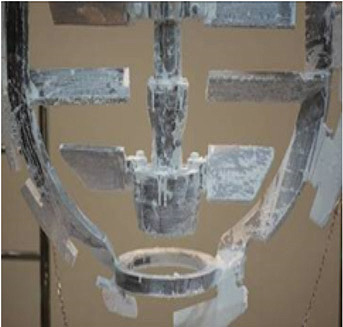 UVクリーム(撹拌羽) 洗浄前